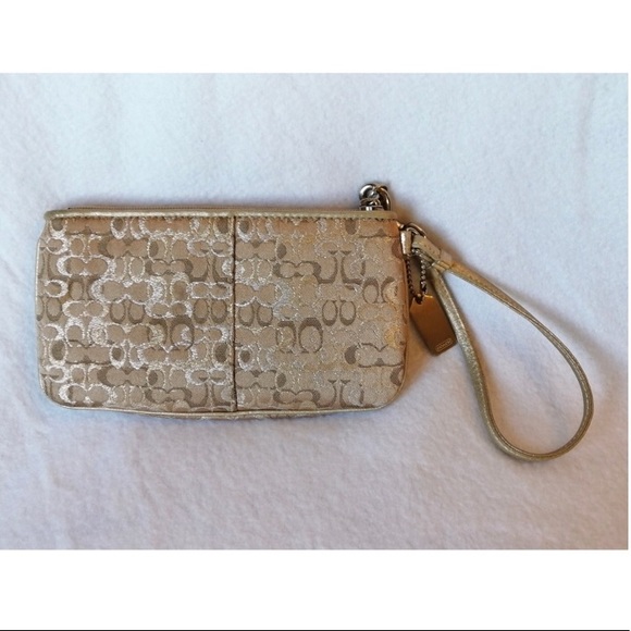 Coach Wristlet - Picture 2 of 5